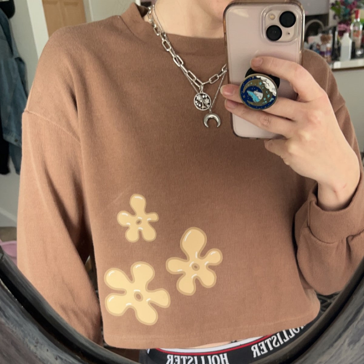 sponge beige cropped sweater